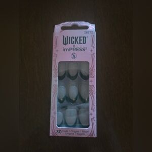 Wicked x imPRESS White Press-On Nails